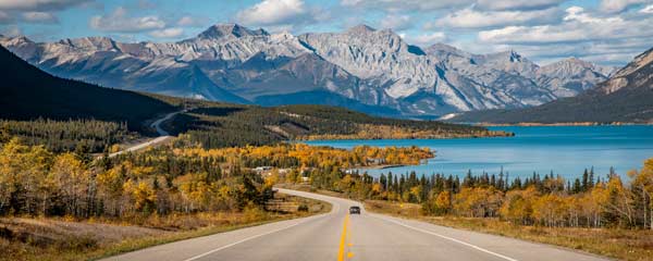 2 week Western Canada self-drive itinerary from Calgary through the Rocky Mountains to Vancouver